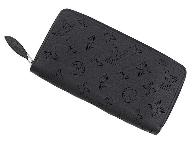 Louis Vuitton Mahina Bi-Fold Wallet