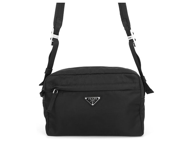 Borsa a tracolla Prada in nylon nero