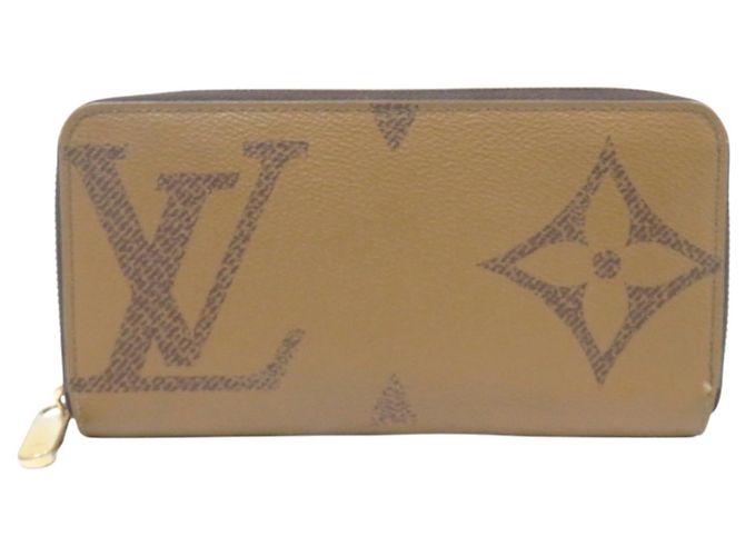 Louis Vuitton Zippy Wallet Long Monogram Giant Reverse