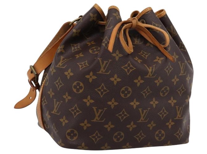 LOUIS VUITTON Monogram Petit Noe Shoulder Bag M42226 LV