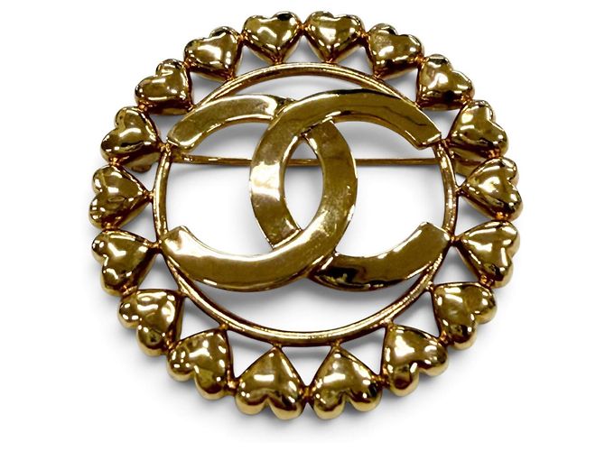 Chanel Gold Coco Mark Heart Circle Brosche
