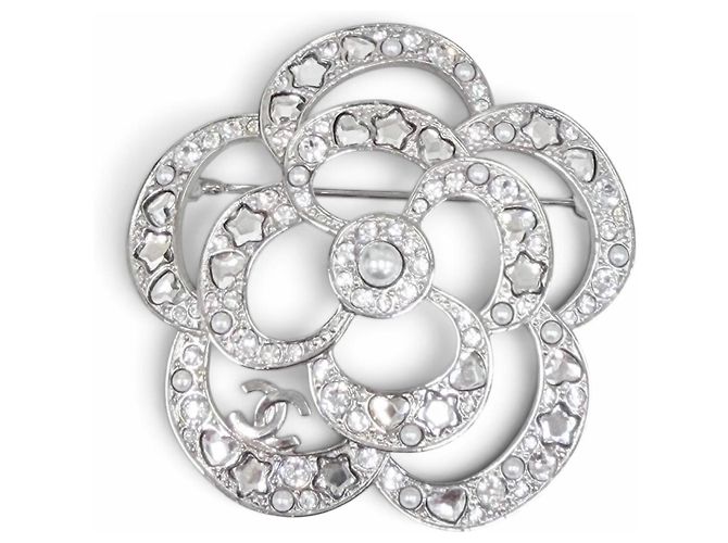 Broche Camélia Prateada Chanel A25P AB9720