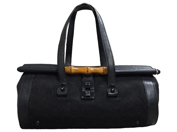 Borsa Gucci Bamboo Bullet in pelle nera