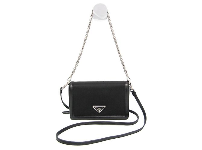 Bolsa Mini Crossbody Prada com Alça de Corrente