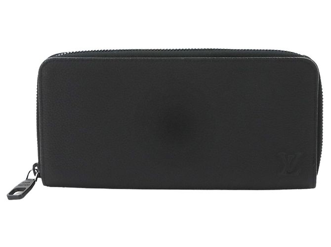 Louis Vuitton LV Aerogram Zippy Wallet