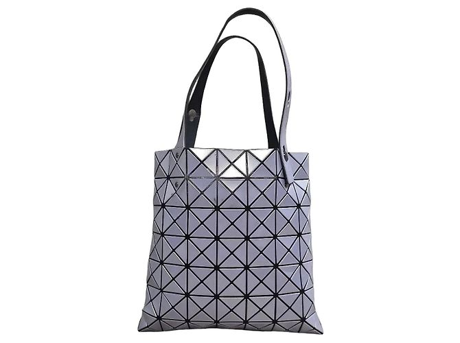 Splendida borsa Issey Miyake Bao Bao