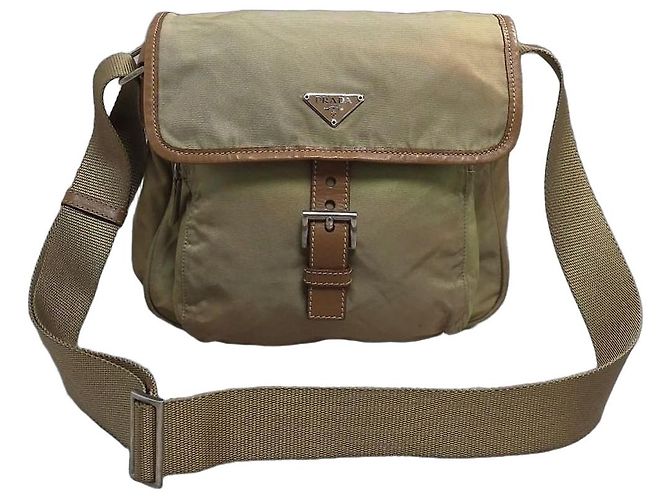 Wunderschöne beige Prada Schultertasche