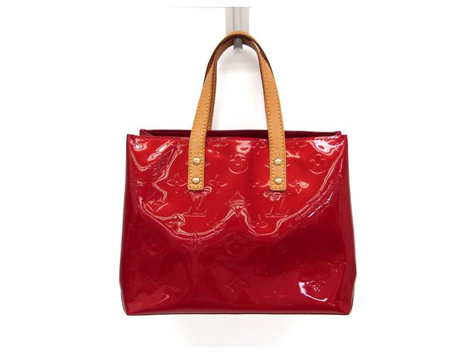 Louis Vuitton Reade Monogram Vernis PM