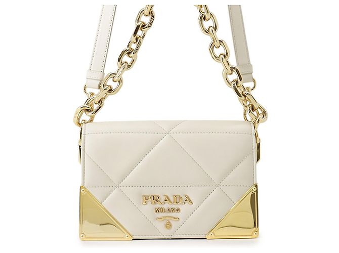 Bolsa de Ombro em Pele Matelassé Prada
