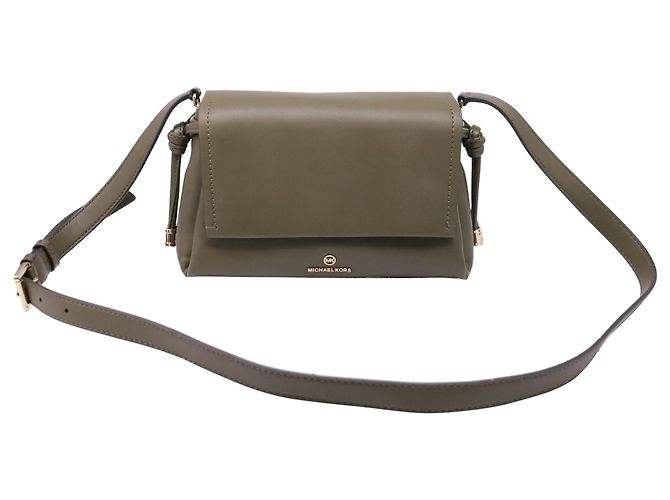 Bolsa Tiracolo Pequena com Aba Michael Kors com Pérolas em Couro Olive