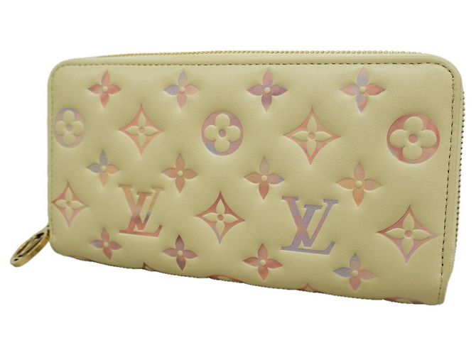 Louis Vuitton Coussin Zippy Long Wallet