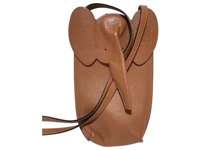 Bolsa de Ombro LOEWE Elephant Pocket