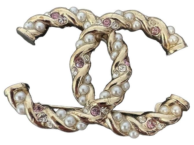 Spilla Chanel CC con perle e cristalli
