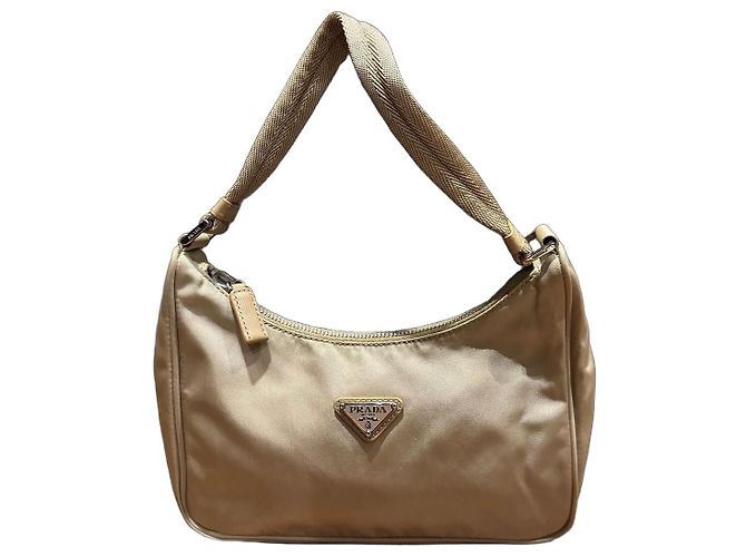 Sac à main Prada Re-Edition 2000 en nylon
