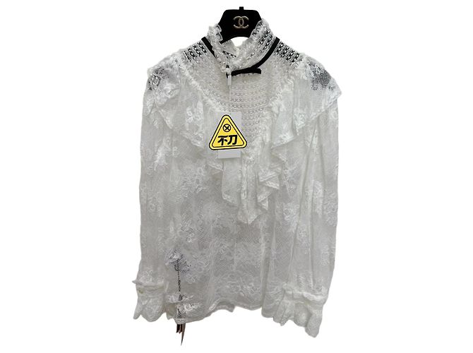 Top in pizzo Miu Miu