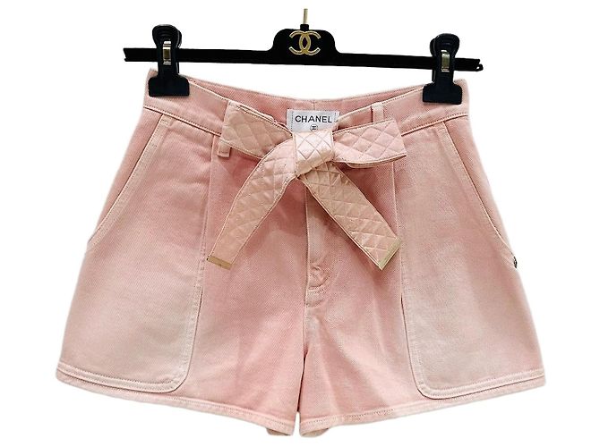 Pantaloncini Chanel in cotone rosa con fiocco