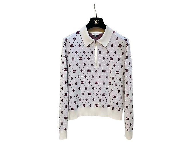 Chanel Strickware aus Seide mit Kleemuster und Polokragen