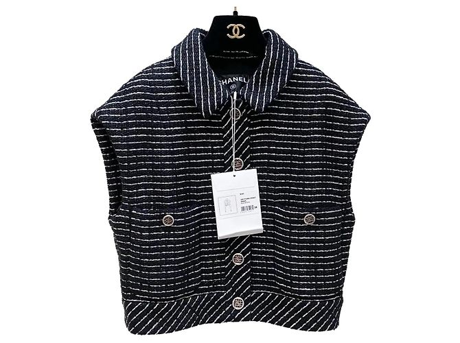 Chanel Tweed Weste Gestreift Schwarz Weiß