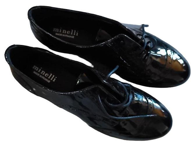 Chaussures Minelli noires vernies