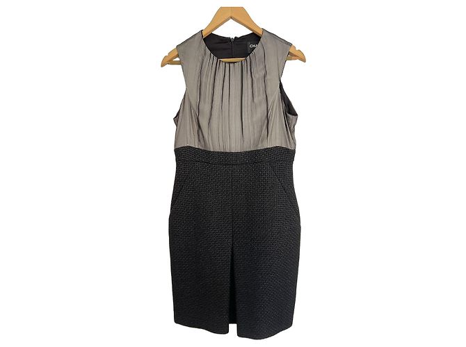Chanel Vestido em Lã e Seda Cinza e Preto
