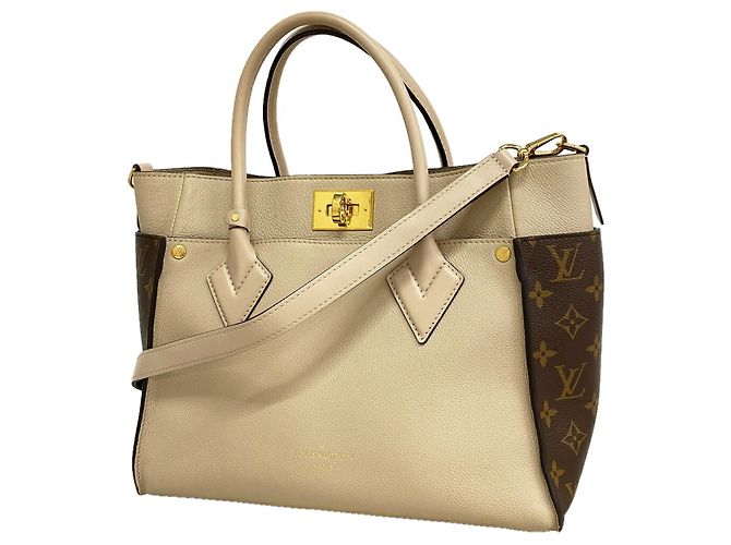 Sac à main Louis Vuitton Monogram On My Side MM