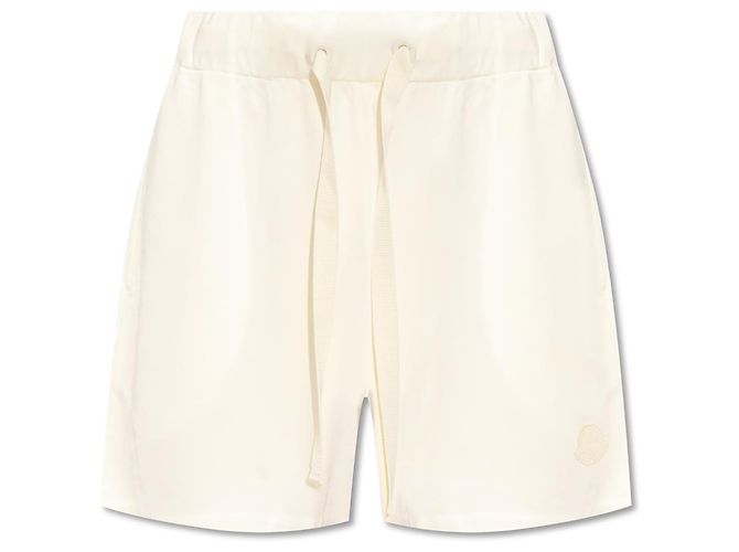 Moncler Logo Shorts weiß creme