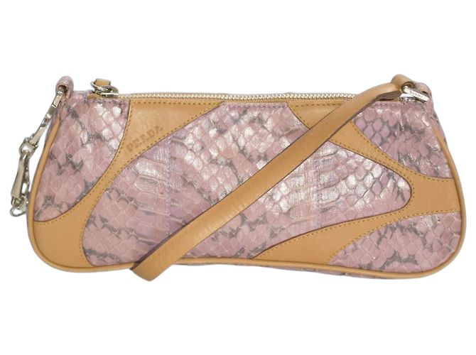 Prada Pochette Bag aus Metallic-Pink Python-Leder