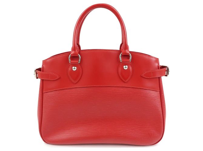Louis Vuitton Passy Epi Leather PM