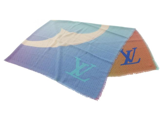 Louis Vuitton Monogram Gradient Wool Shawl