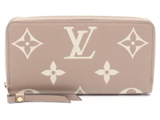 Louis Vuitton Zippy Wallet