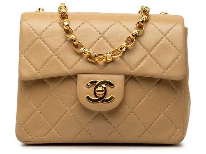 Bolsa de Ombro Chanel Matelassé Coco Mark Chain