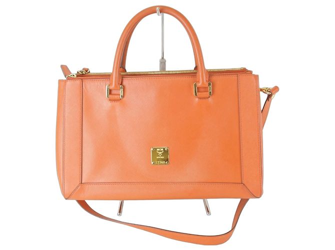 Bolsa de Ombro de Couro MCM