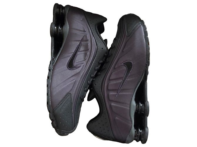 Baskets Nike Shox R4