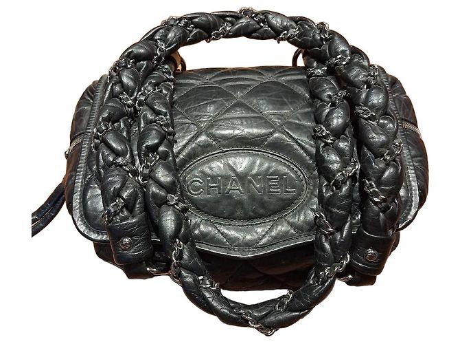 Borsa Chanel in pelle nera