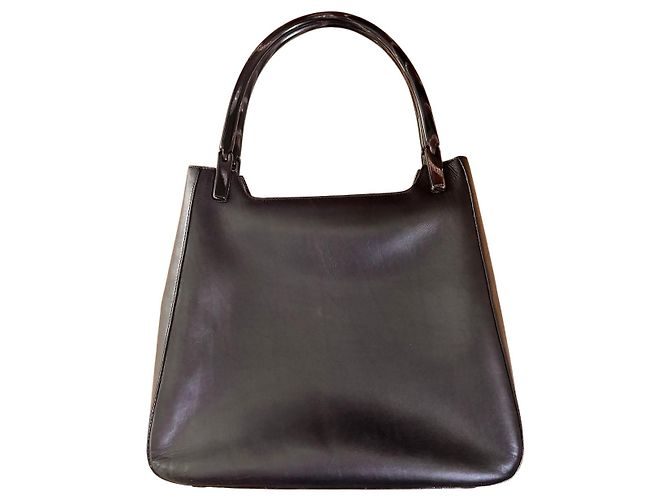 Bolsa Prada em couro preto