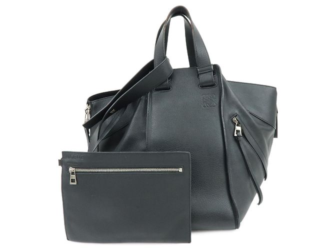Borsa a tracolla LOEWE Anagram Hammock Medium in pelle nera