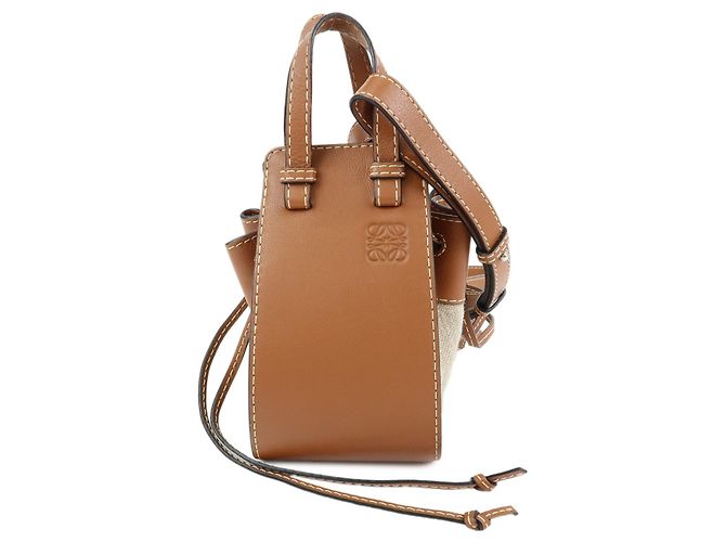 Bolsa Mini 2Way LOEWE Anagram Hammock em couro de bezerro e algodão com cordão de ajuste