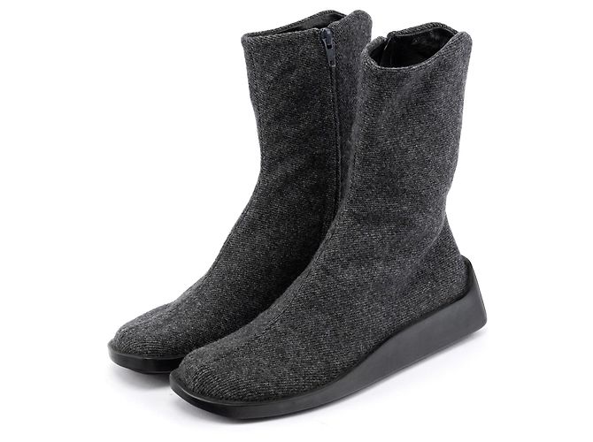 Prada Fall 1999 Anthracite Wool Platform Boots