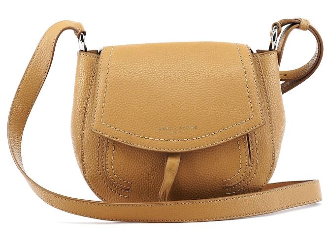 Marc Jacobs Bolsa crossbody com aba em couro granulado bege