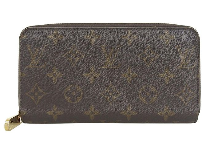Louis Vuitton Monogram Bi-Fold Wallet