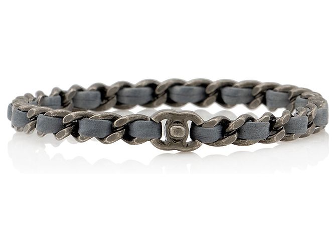 Bangle Chanel in pelle con catena e chiusura CC