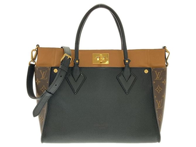Borsa Tote Louis Vuitton On My Side Monogram Calf