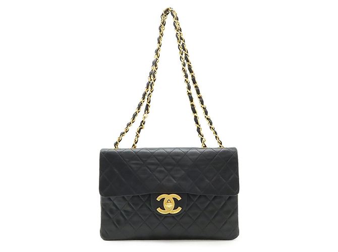 Borsa a tracolla Chanel in pelle Matelassé