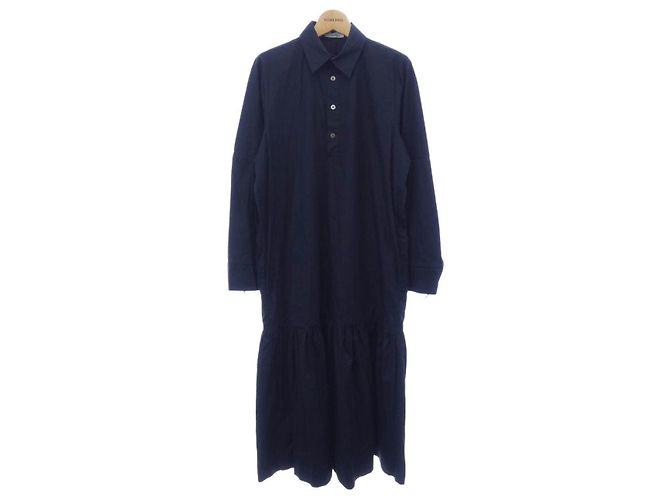 Autre Marque FEMMENT Kleid