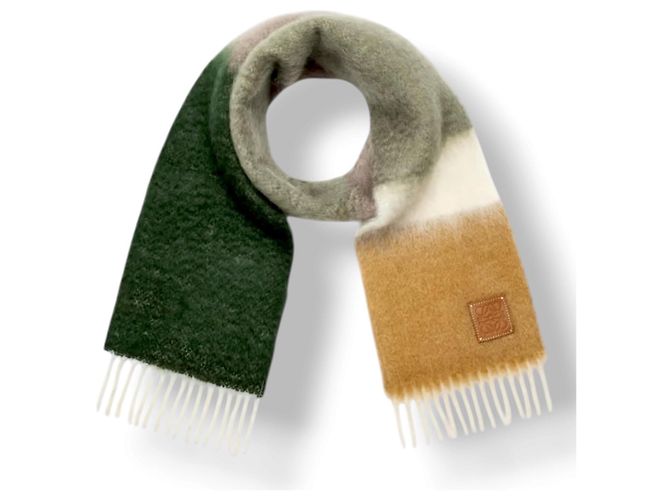 Loewe Anagram Sciarpa in lana a righe multicolore