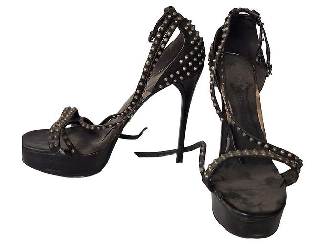 Burberry Décolleté Platform Pelle Nera Borchie