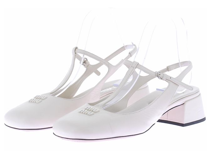 Miu Miu Escarpins slingback blancs