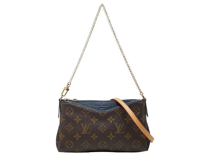 Clutch Louis Vuitton Monogram Pallas