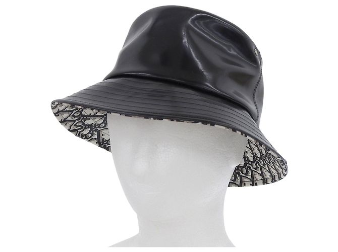 Christian Dior Hut aus Polyurethan, Baumwolle, Polyester und Nylon
