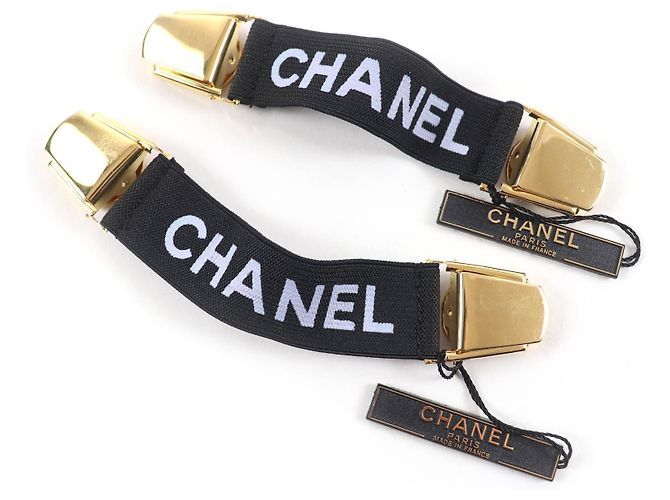 CHANEL Logo Design Armband Accessory